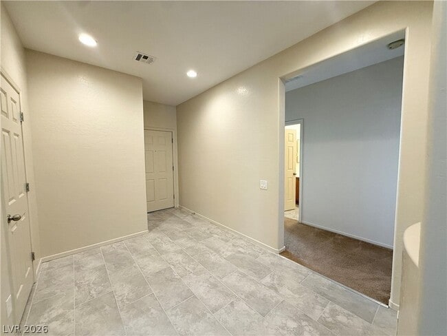Photo - 2660 Dirleton Pl