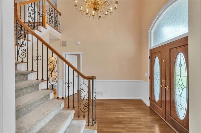 Photo - 915 Chipley Ct NE
