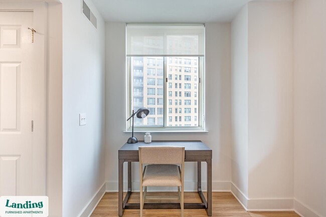 Photo - 1221 S Eads St Unit 01-0901