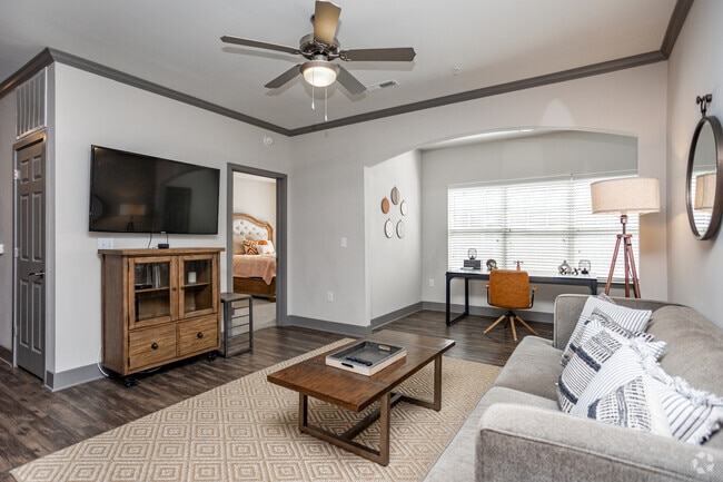 2BR, 2BA - 1,130SF - Living Room - Vintage at Emory Road Apartments