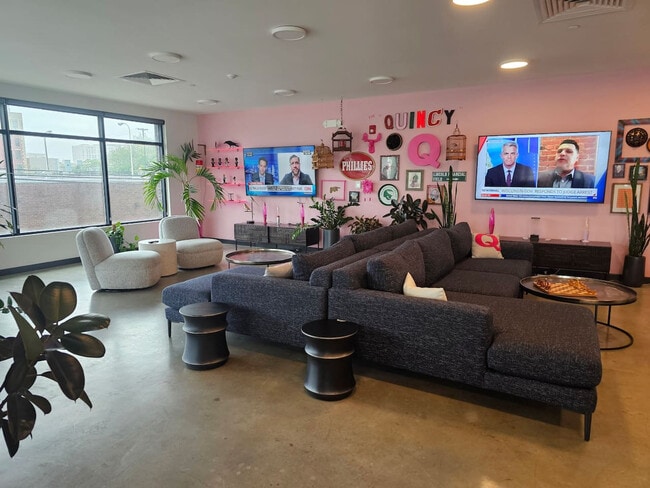 Building Photo - 501 N Perth St Unit SI ID1289476P