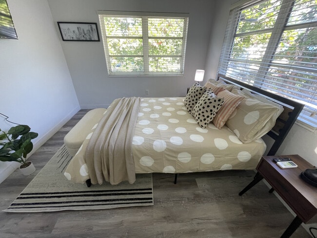 Photo - 2635 SW 24th Ave Unit ID1056528P