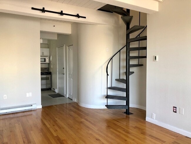 Photo - 12 Stoneholm St Unit 616