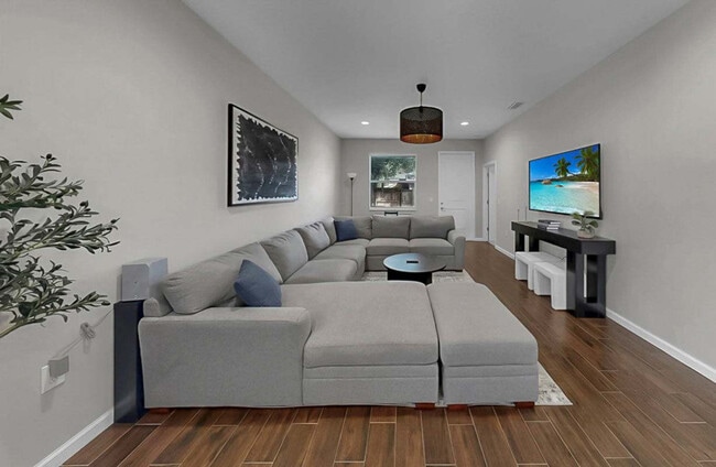 Photo - 3114 E 21st Ave Unit ID1328494P