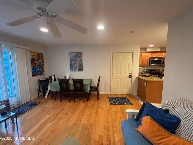 Photo - 30 Sumner Ave Unit 3