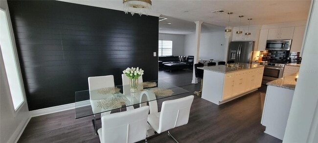 Photo - 1619 Linwood Dr