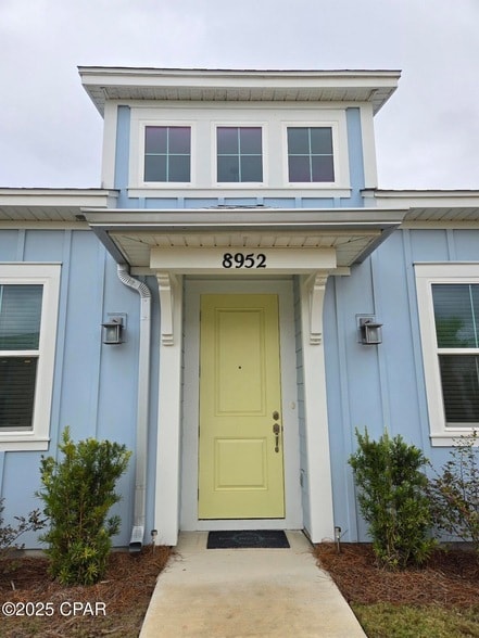 Photo - 8952 Coral Reef Wy