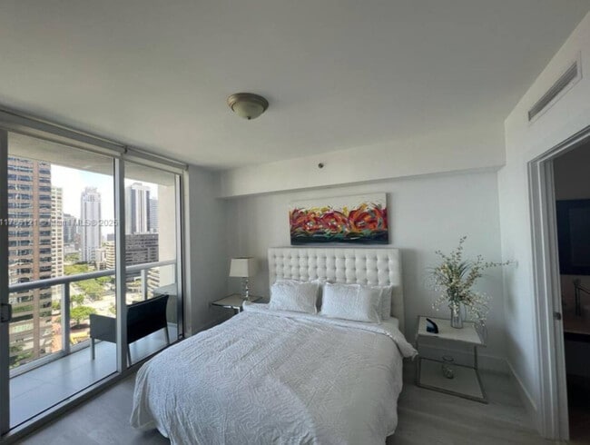 Photo - 485 Brickell Ave Unit SI ID1520355P