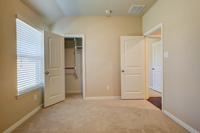 Photo - 217 Baldwin Dr