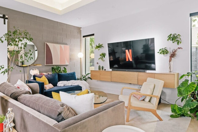 Photo - 2106 Maple Ave Unit ID1254582P