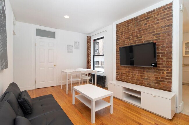 Photo - 322 E 93rd St Unit ID1032047P