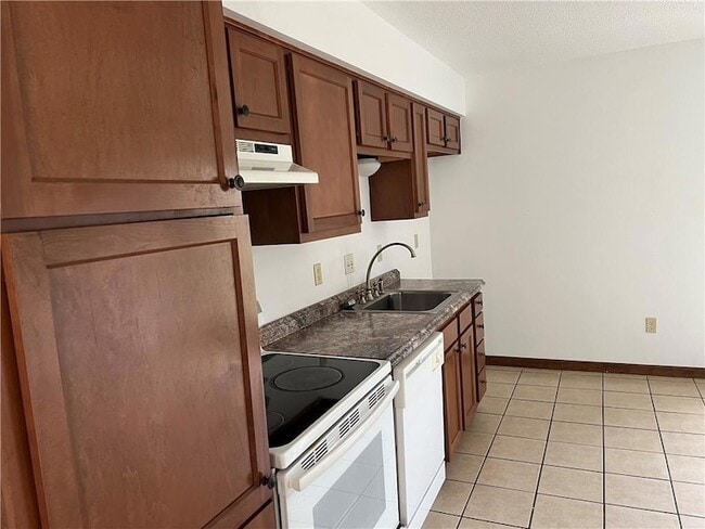 Photo - 824 Early St