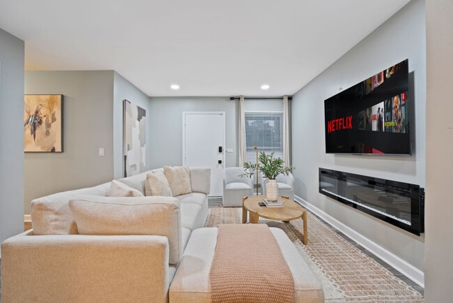 Building Photo - 508 S Warrington Rd Unit ID1237896P