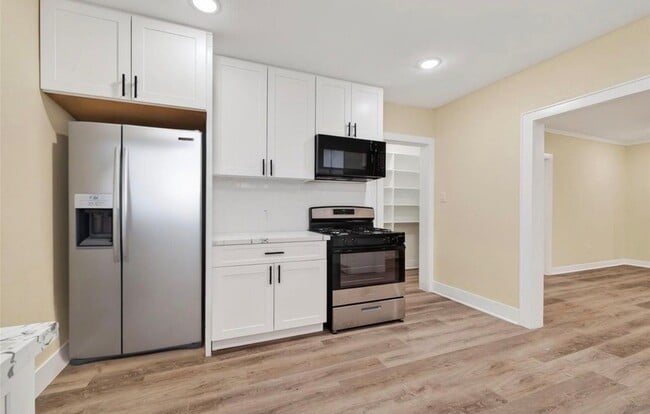 Photo - 2725 Avenue F