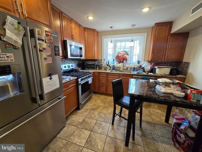 Photo - 1116 W Oxford St