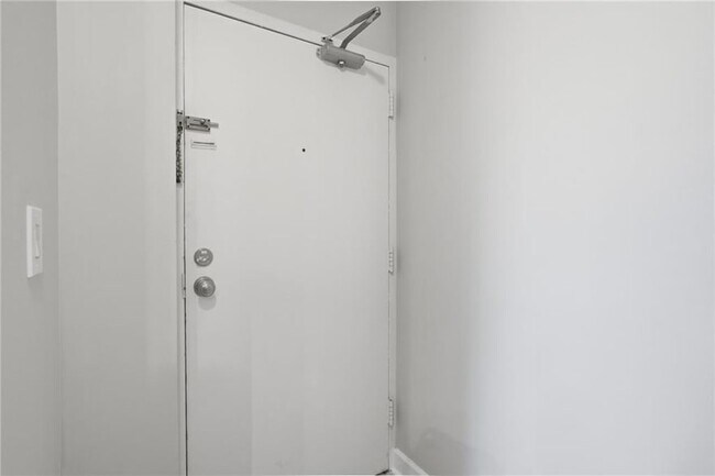 Photo - 2285 Peachtree Rd NE Unit 709