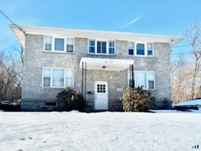 Building Photo - 61 Arch St