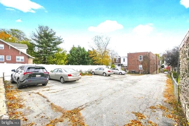 Photo - 514 Seville St