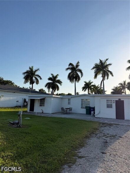 Building Photo - 14713 Kimberly Ln Unit 2
