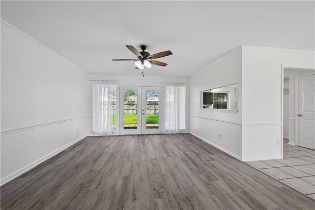 Photo - 122 Dewald Dr