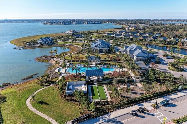 Photo - 1047 Waterline Ct