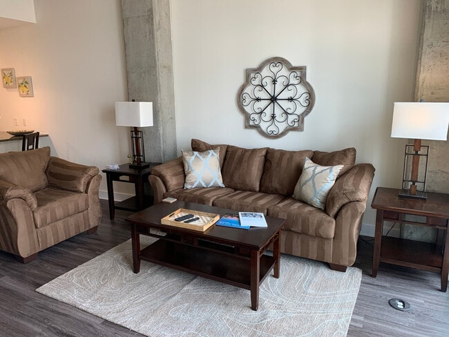 Photo - 544 S Church St Unit ID1344157P