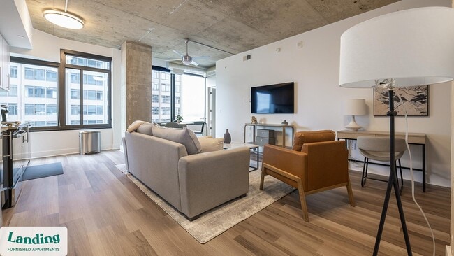 Photo - 5201 Leesburg Pike Unit 444