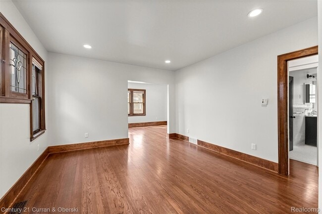 Photo - 8804 Mason Pl