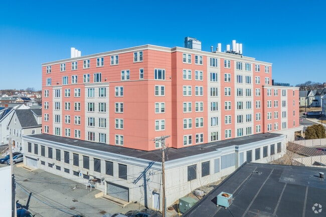 201 Chelsea St - Parkway Heights