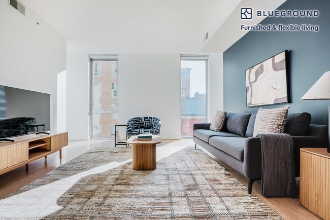 Building Photo - 825 10th St NW Unit SI FL5-ID1002