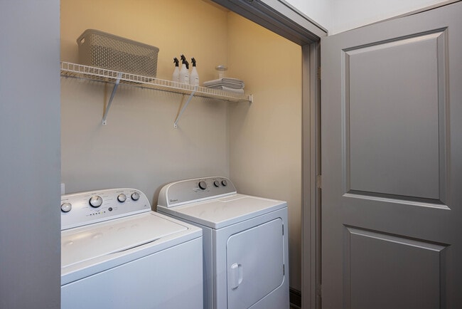 In-home washer and dryer - Avalon Perimeter Park