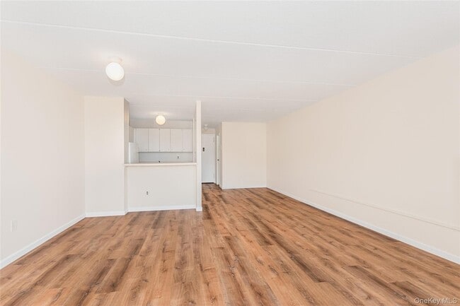 Photo - 1155 Warburton Ave Unit 7B