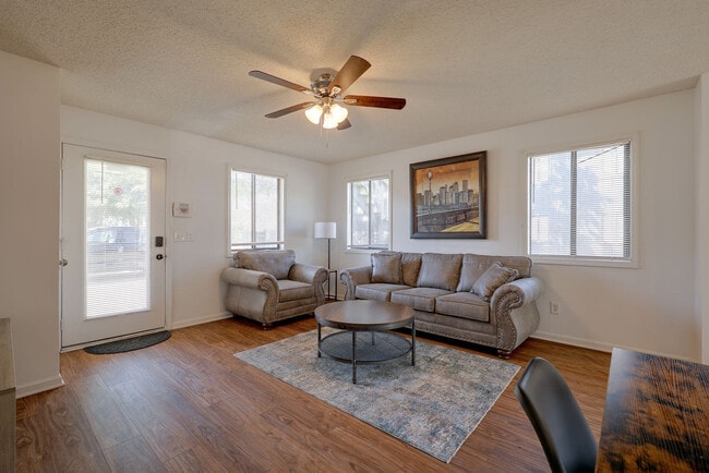 Building Photo - 1520 Physicians Dr Unit SI FL1-ID1596260P