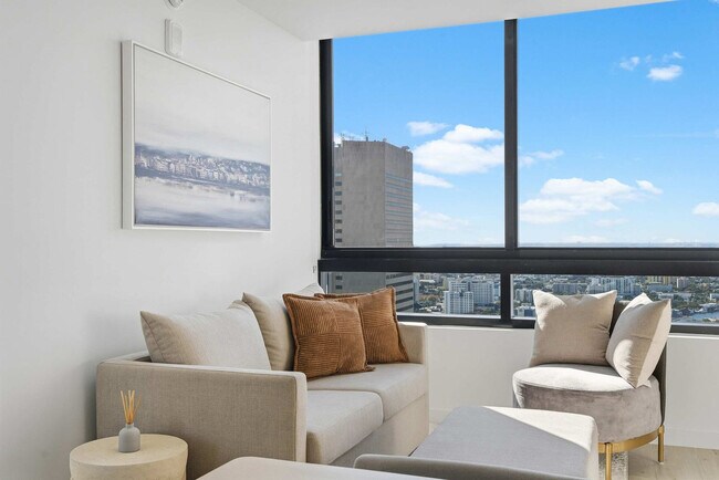 Building Photo - 225 N Miami Ave Unit SI FL37-ID1396875P