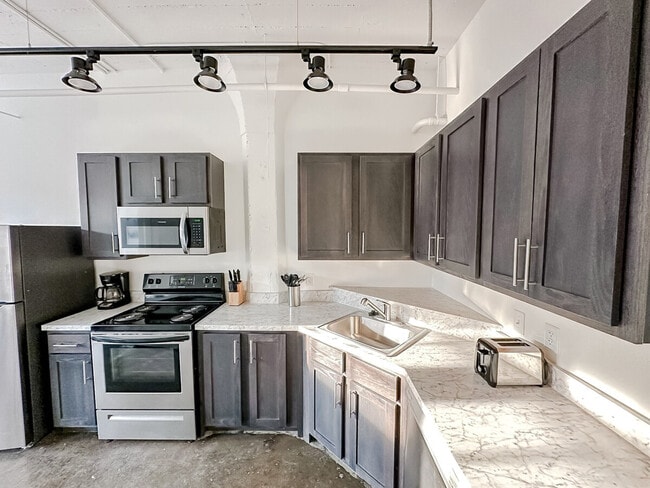 Photo - 701 E 2nd St N Unit ID1073582P