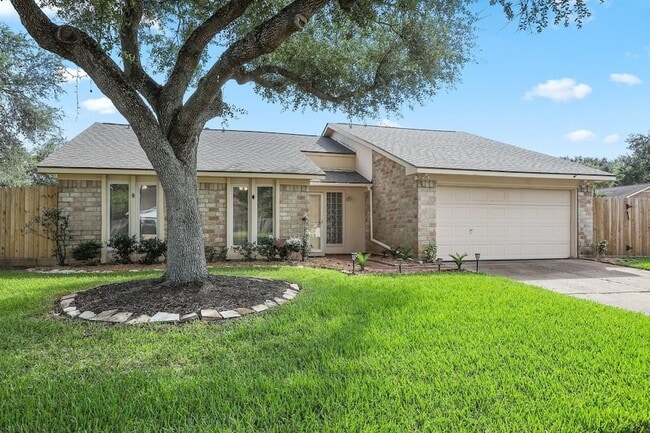 Building Photo - 11111 Sagepike Cir