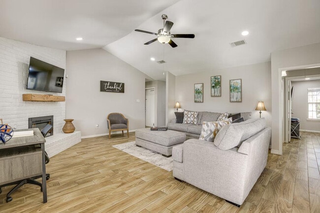 Photo - 8020 Botany Ln Unit SI ID1385699P