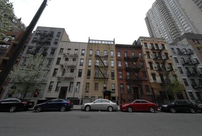 Photo - 328 E 74th St Unit SI FL2-ID1031973P