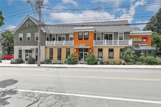 Building Photo - 400 Hope St