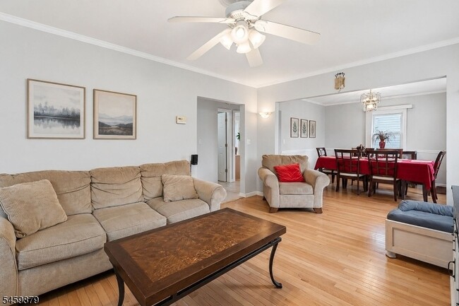 Photo - 1601 Raritan Rd