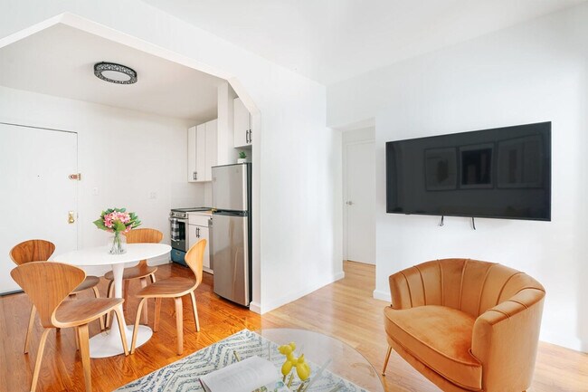 Photo - 444 W 48th St Unit SI ID1021995P