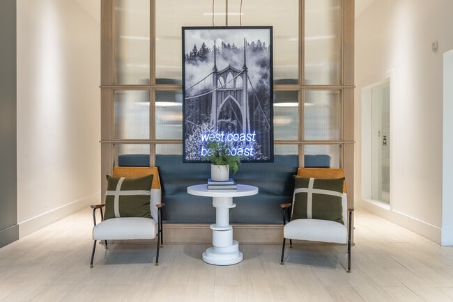 Photo - Tupelo Alley