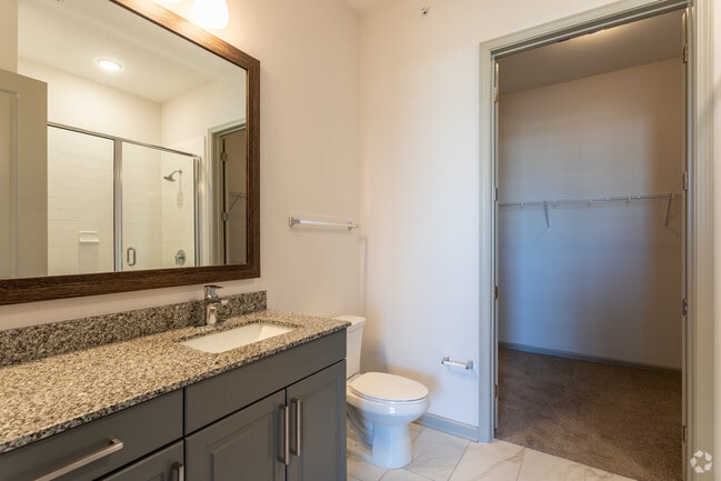 1BR,1BA - 799SF A3 - BATHROOM - The Hendry