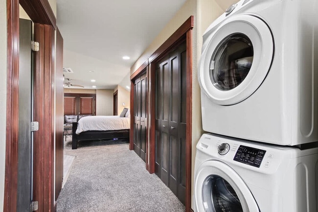 Photo - 712 Broken Rein Rd Unit ID1250629P