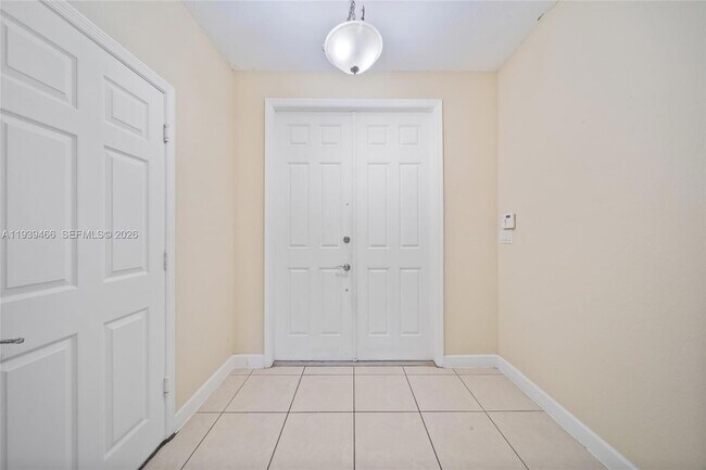 Photo - 3641 NE 4th St