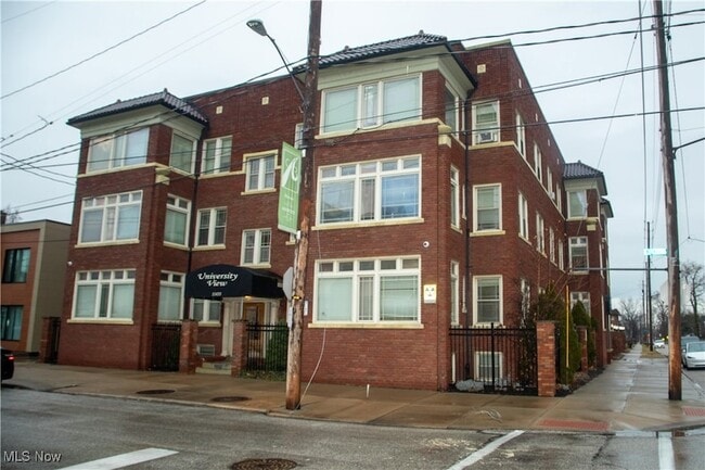 Building Photo - 11433 Ashbury Ave Unit 8