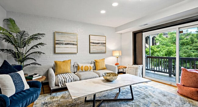 Photo - 3590 Water St NW Unit SI ID1473409P