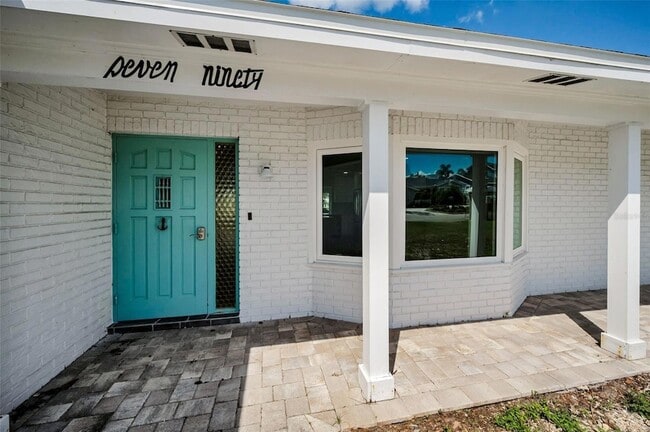 Photo - 790 116th Ave