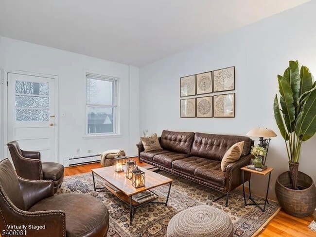 Building Photo - 502 Washington Ave Unit 6