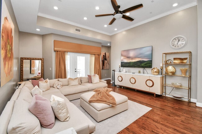 Building Photo - 3706 Sherman St Unit ID1302346P